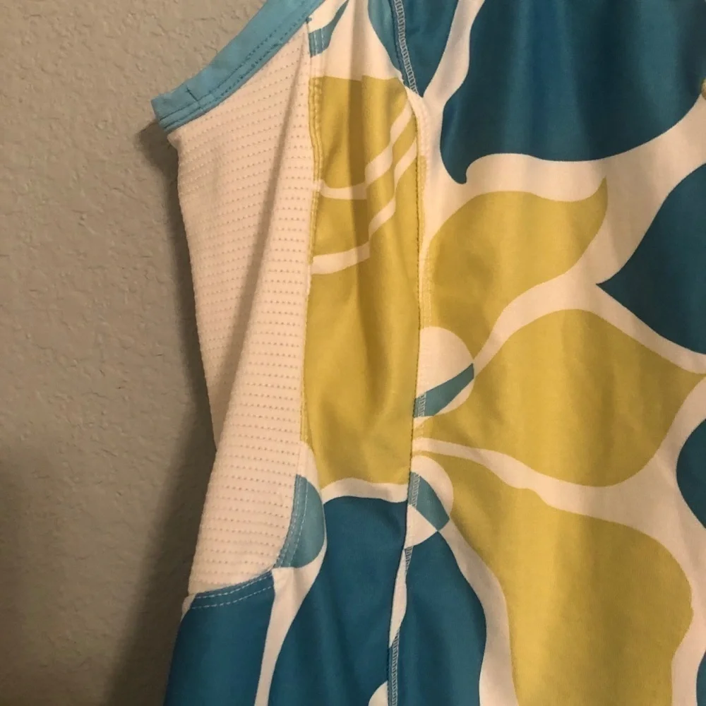 Nike tropical tank dri-fit